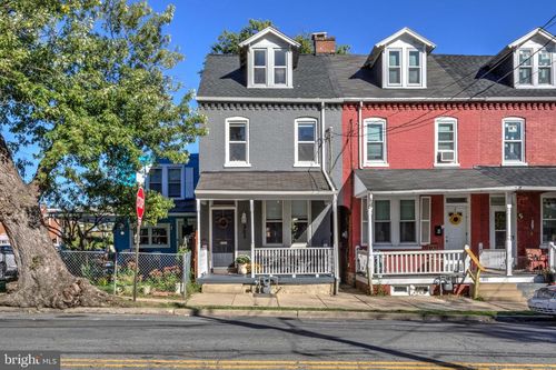 303 S Marshall St, LANCASTER, PA, 17602-3742 | Card Image