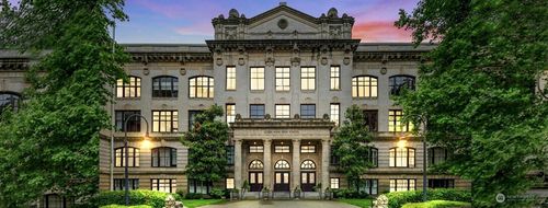 apt-334-201 Galer St, Seattle, WA, 98109-5761 | Card Image