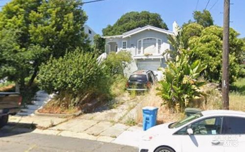 180 Farragut Ave, Vallejo, CA, 94590-4308 | Card Image