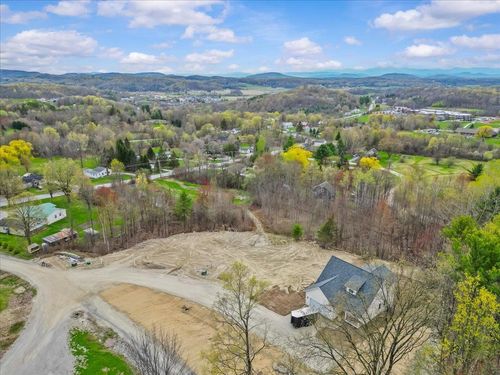 7 Theresa Way, Hinesburg, VT, 05461 | Card Image