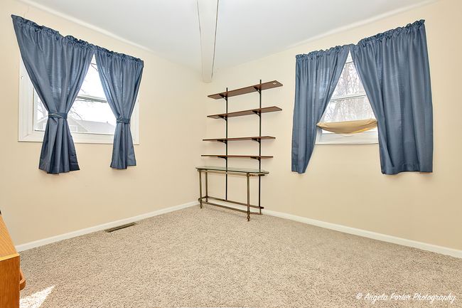 37830 N Watts Ave, House other with 2 bedrooms, 1 bathrooms and 3 parking in Spring Grove IL | Image 15