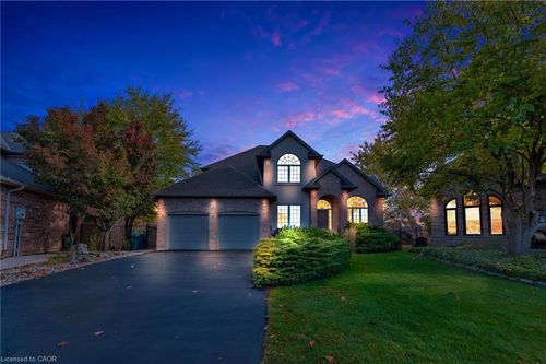 13 Switzer Cres, Binbrook, ON, L0R1C0 | Card Image