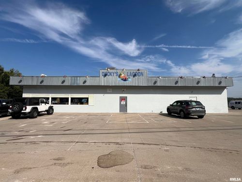 13515 78th Ave W, Taylor Ridge, IL, 61284-9675 | Card Image