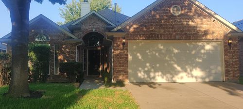 204 Bayfield Dr, Mansfield, TX, 76063-8605 | Card Image