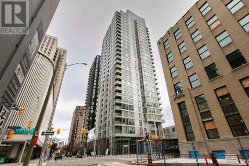 1705-179 Metcalfe St, Ottawa, ON, K2P0W1 | Card Image