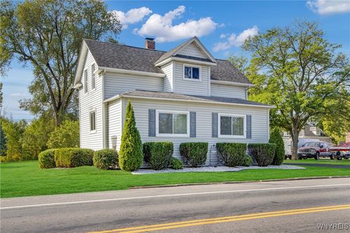 2454 Niagara Rd, Niagara Falls, NY, 14304-2084 | Card Image