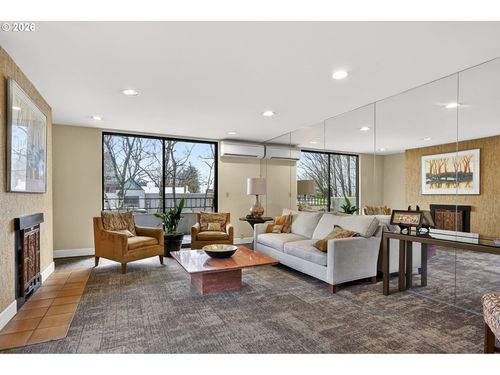 242-2309 Sw 1st Ave, Portland, OR, 97201-5062 | Card Image