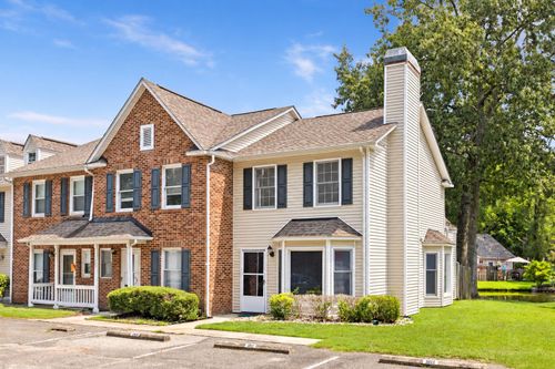 1011 Reserve Way, Summerville, SC, 29485-8658 | Card Image