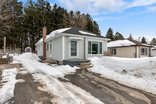 49 Carling Terr, Wingham, ON, N0G2W0 | Card Image