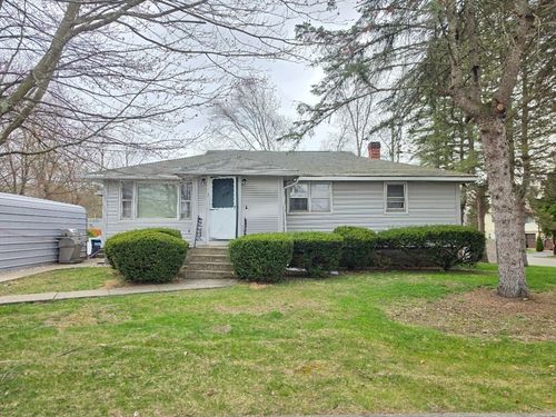 3 Hampton, Worcester, MA, 01604 | Card Image