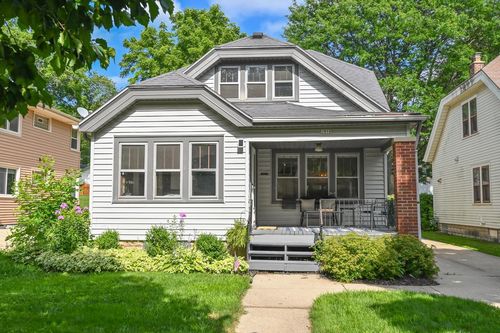 2016 N 84th Street, Wauwatosa, WI, 53226 | Card Image