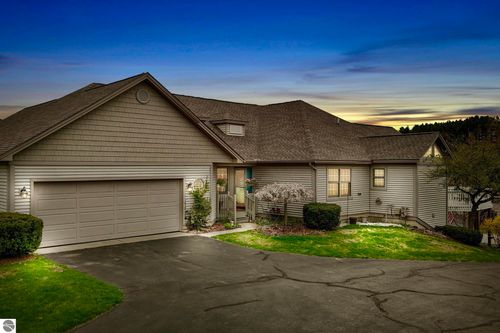 2866 E Crown Drive, Traverse City, MI, 49685 | Card Image