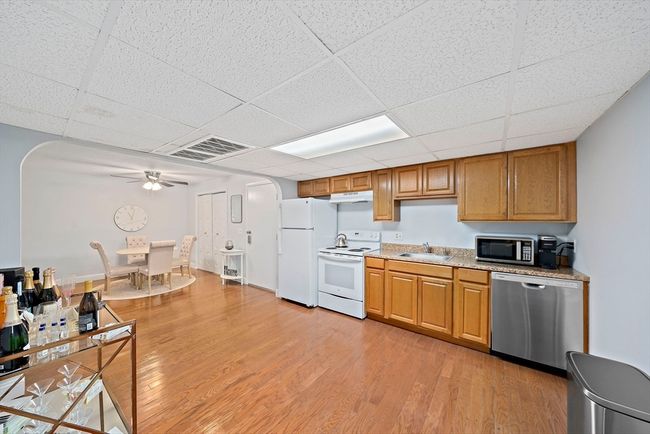 APT-65 - 8 Shadowbrook Ln, Condo with 2 bedrooms, 2 bathrooms and 2 parking in Milford MA | Image 8