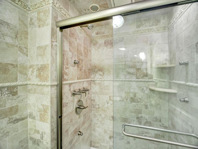 APT-16D - 250 Gorge Rd, Home with 3 bedrooms, 2 bathrooms and null parking in Cliffside Park NJ | Image 29