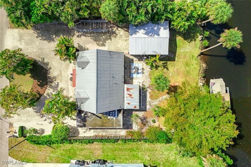 27269 Gasparilla Dr, BONITA SPRINGS, FL, 34135-4310 | Card Image