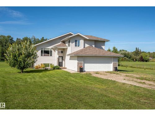 4906 Park Cres, Cherry Grove, AB, T0A0T0 | Card Image