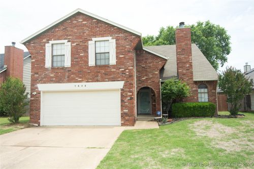 7535 S Trenton Pl, Tulsa, OK, 74136-7340 | Card Image