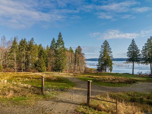 8460 Penny Lane, Fanny Bay, BC, V0R1W0 | Card Image