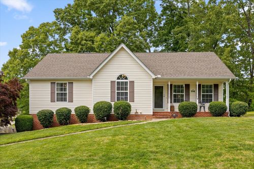 10155 Bear Trail Dr, Soddy Daisy, TN, 37379-3585 | Card Image