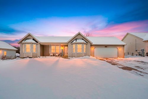 2695 Hickory Nut Ln, Kalamazoo, MI, 49004-3739 | Card Image