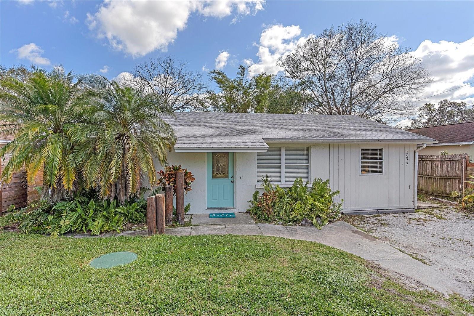 Honore Ave, Sarasota, FL 34232