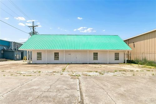 1420 Fourth St, Westwego, LA, 70094-4506 | Card Image