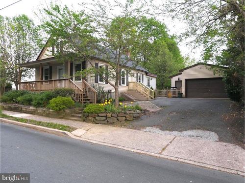 85 Lawn Park Ave, LAWRENCEVILLE, NJ, 08648-3816 | Card Image