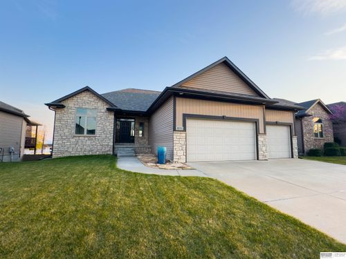 2831 Shadowbrook Dr, Lincoln, NE, 68516-7732 | Card Image