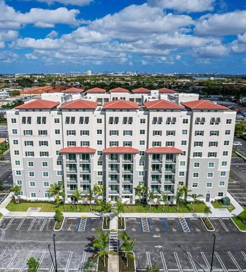 apt-602-400 Nw 112th Ave, Sweetwater, FL, 33172-4194 | Card Image