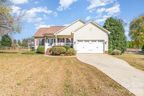 105 Cool Creek Ln, Mount Ulla, NC, 28125-9734 | Card Image