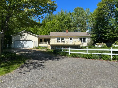 281 Mount Ephraim Rd, Searsport, ME, 04974-3701 | Card Image