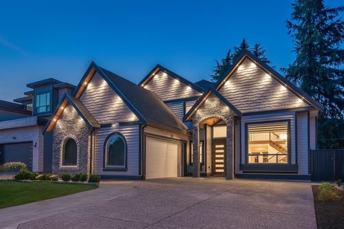 12629 90 Avenue Avenue, Surrey, BC, V3V6J3 | Card Image