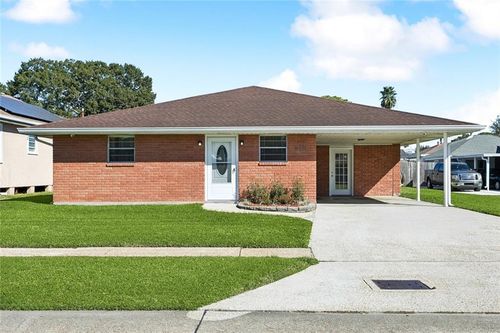 619 Bellanger St, Harvey, LA, 70058-2743 | Card Image