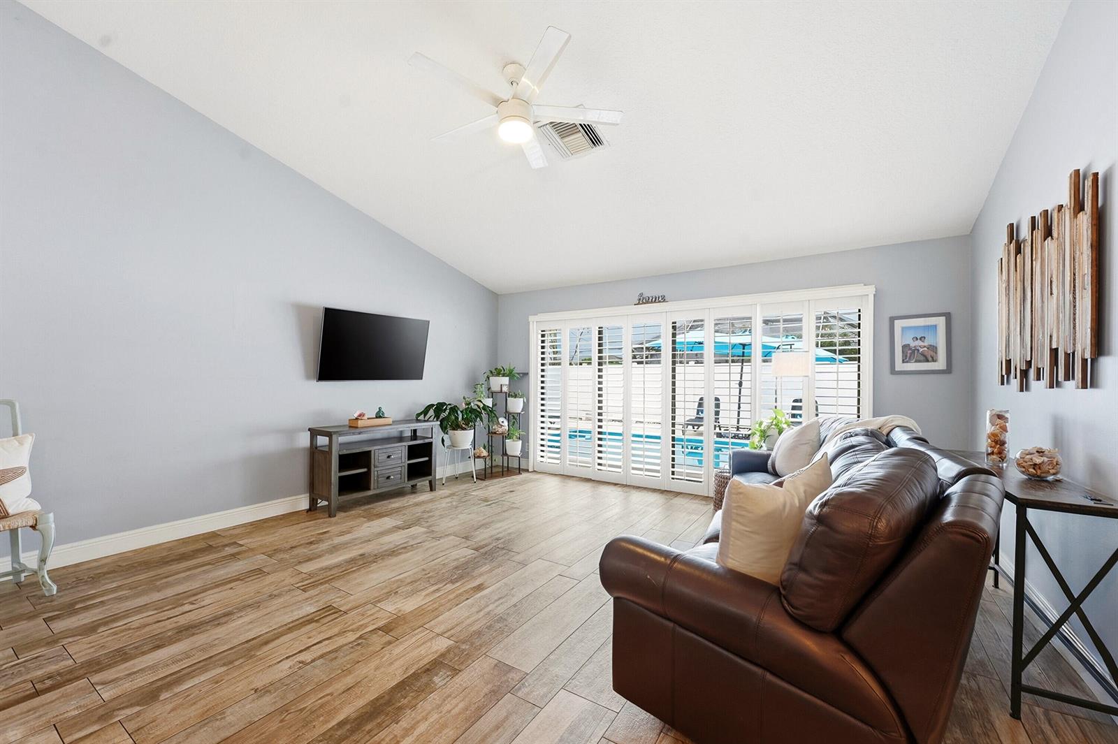 Residential in Jupiter 4