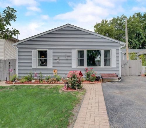 410 W Riverside Dr, Lakemoor, IL, 60051-8771 | Card Image