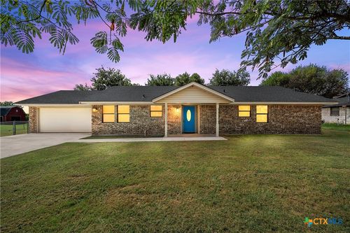 1006 Eagle Dr, Eddy, TX, 76524-3320 | Card Image