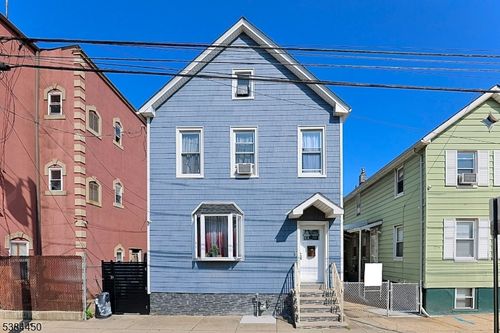 237 South St, Elizabeth, NJ, 07202-3807 | Card Image