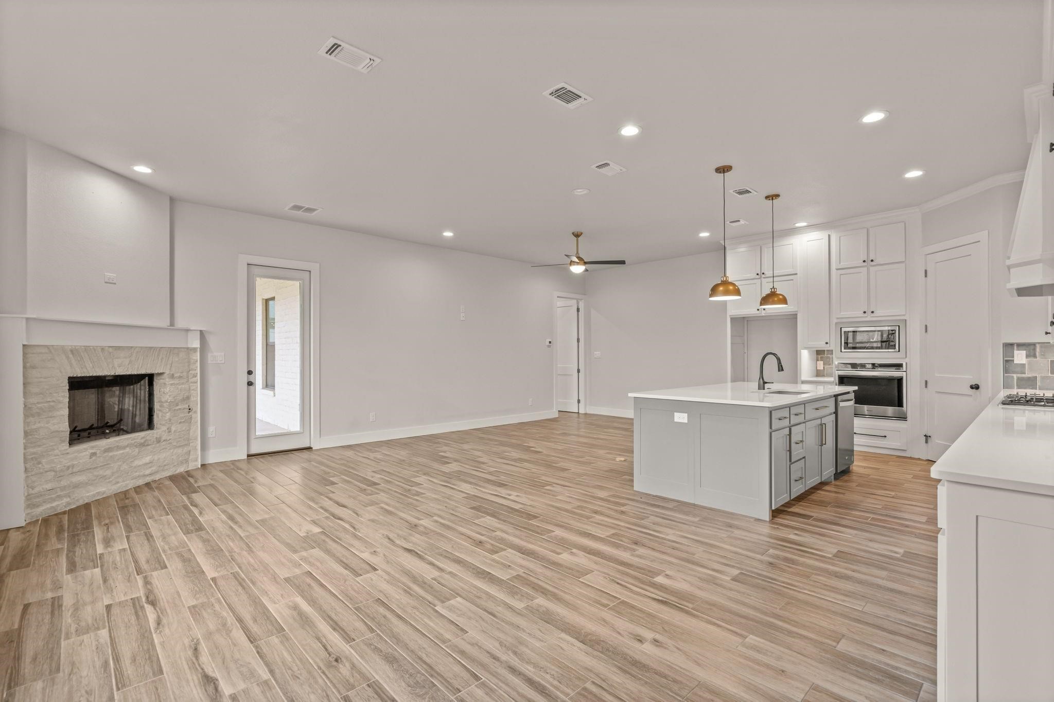 Residential Lease in Aledo 5