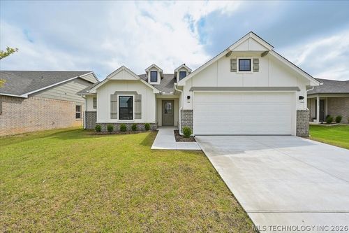 13404 E 123rd Pl N, Collinsville, OK, 74021-8016 | Card Image