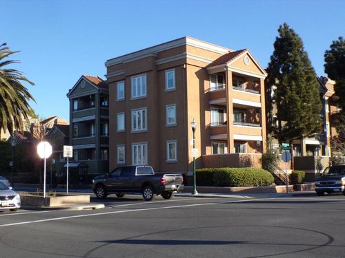 110-401 S Norfolk St, San Mateo, CA, 94401-2022 | Card Image