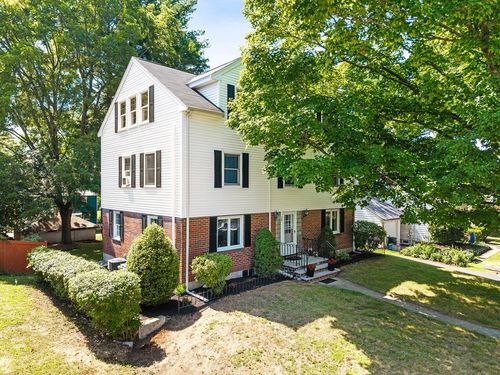 38 Ivan St, Lexington, MA, 02420-1440 | Card Image
