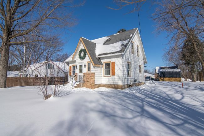 200 1 St Ave E, House other with 3 bedrooms, 2 bathrooms and null parking in Balsam Lake WI | Image 24