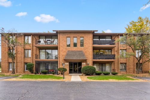 5004-9925 Shady Ln, Orland Park, IL, 60462-4673 | Card Image