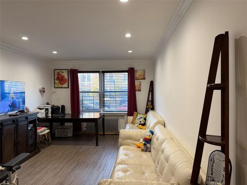 apt-1k-79 Main St, Kew Garden Hl, NY, 11367-3706 | Card Image