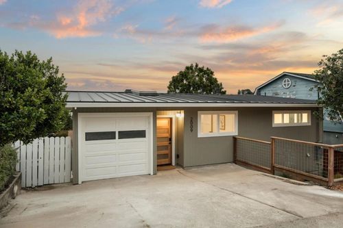 2009 Lyon Ave, Belmont, CA, 94002 | Card Image