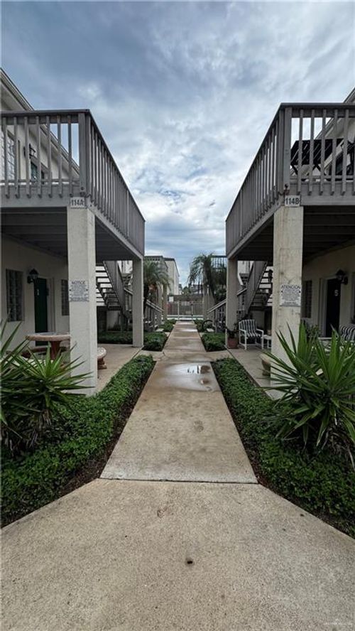 114 E Bahama St, South Padre Island, TX, 78597-7134 | Card Image