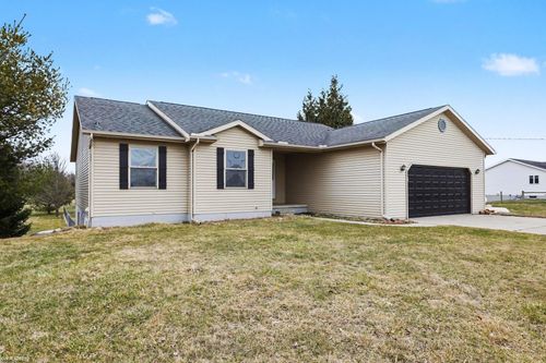 8696 Wildcat Rd, Grant Twp, MI, 48032-9632 | Card Image