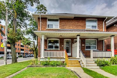 400 Christie St, Home with 3 bedrooms, 2 bathrooms and 2 parking in Toronto ON | Image 1