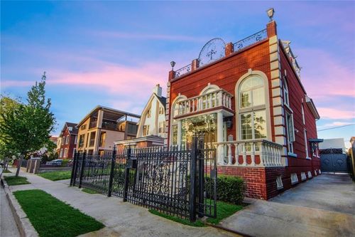 267 Dover St, Brooklyn, NY, 11235-3721 | Card Image