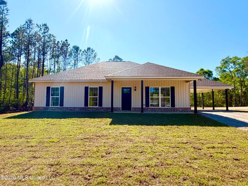 471 White Chapel Rd, Carriere, MS, 39426-9297 | Card Image